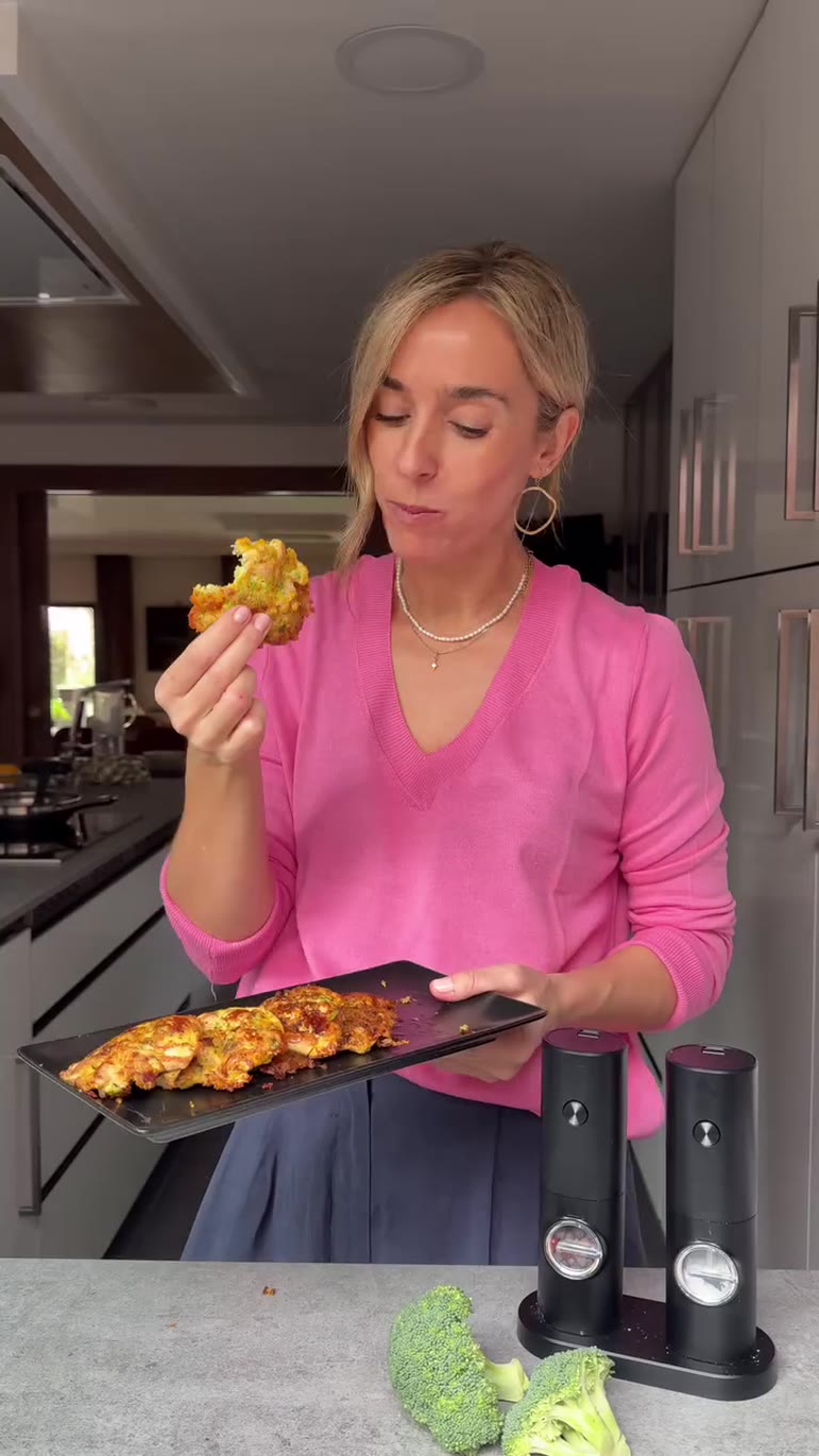 Hamburguesas de pollo y brócoli sin harinas